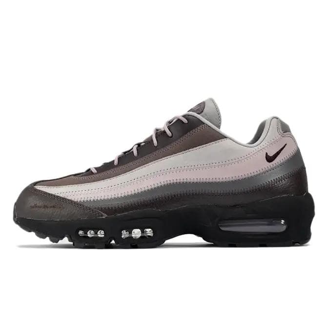 Weekly Releases: Legitmark's Guide to This Week's Sneaker Releases